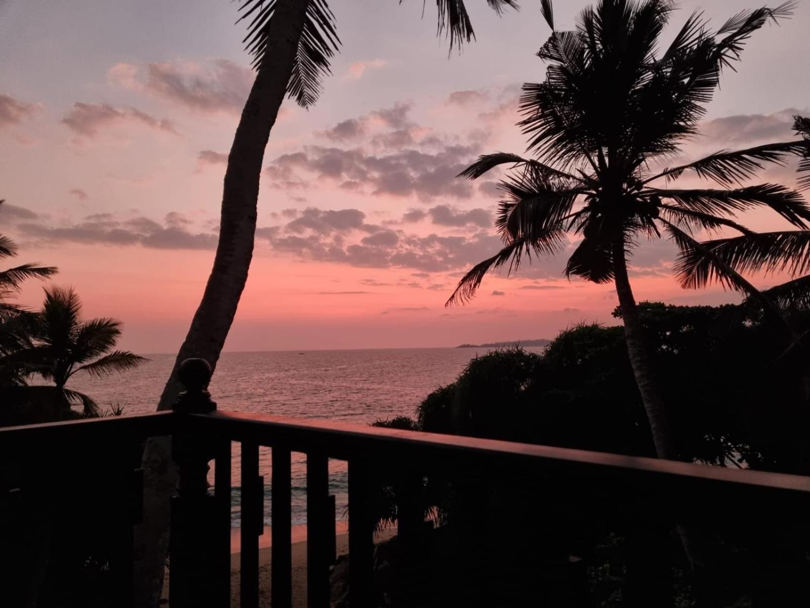 Lakma Sea View Hotell Mirissa Eksteriør bilde